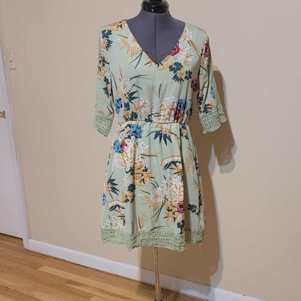 Luna Tuccini floral mini green dress 8 - Picture 2 of 11